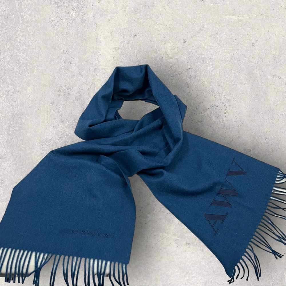Authenticated Burberry 100%‎ Cashmere Scarf